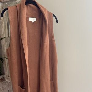 Long Sleeveless Vest